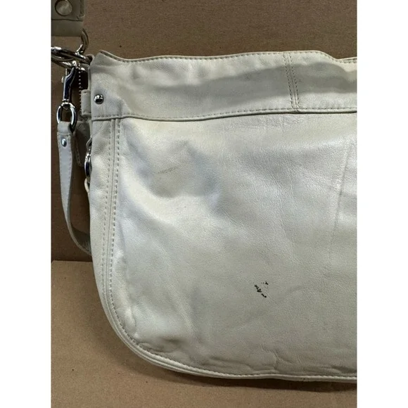 Coach Zoe Leathers‎ Shoulders Hobo Bag White w/ Pink Lining F14707 - Picture 4 of 9